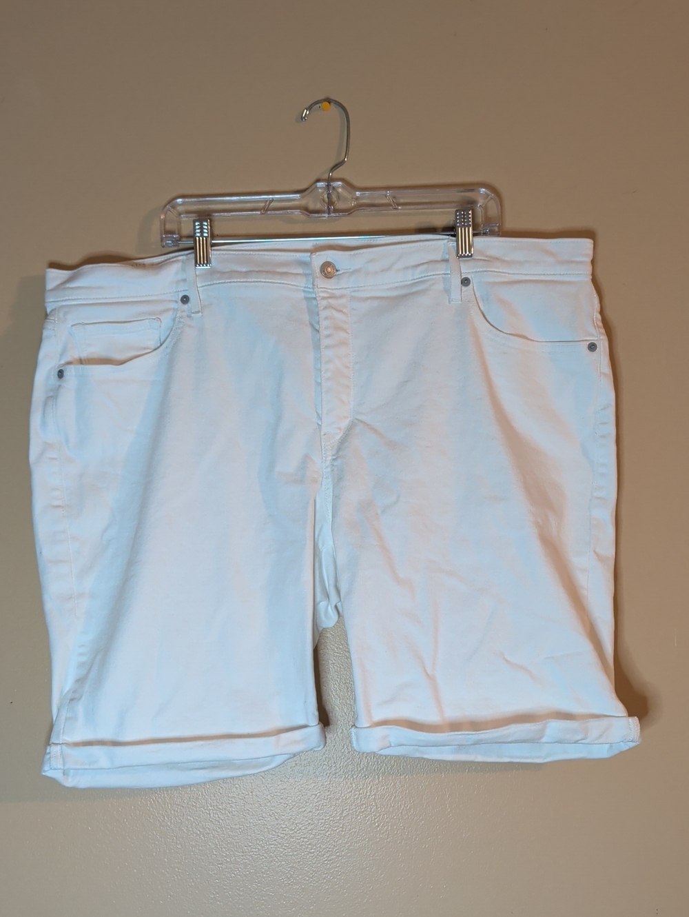 Levi's Women's Classic Bermuda Shorts Size 24W